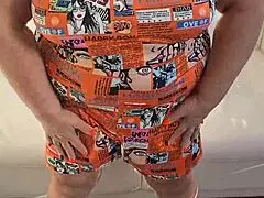 Puszysta 60-latka chce się dla ciebie rozebrać, chcesz zobaczyć?