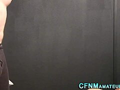 V téhle domácí realitní scéně dá třída evropská brunetka teen 18+ cfnm ruční práci svému partnerovi. Tahá jeho ptáka s dovedností ve vysokém rozlišení.