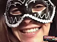 Feeling so aroused as milf cheats on husband to cum hard with frotinha porn star