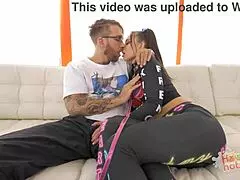 yo, aidra fox taking that rough deepthroat to the chocolate starfish center! 🍫