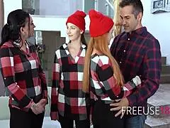 Does free use make thanksgiving better amongst family?