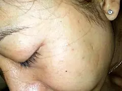 em gái bú cu xuất tinh vào miệng