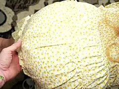 Dumb Stepmom Tricked by VR Gamer Stepson - 3of3