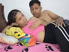 רוצה לדעת איך שחררתי מתח בזיון חזק עם אחי החורג?