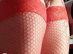 gostosa inserts pompoarismo balls into her ass one by one in close-up pov