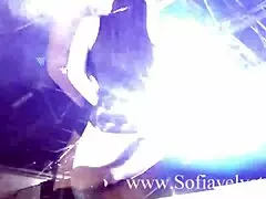 Sexy Mexicanas dancing wildly!