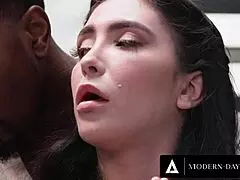 Yoga instructor sneaks hard action on Jane Wilde during class without a sound