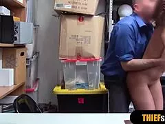 Sportowa czarna nastolatka 18+ ostro wyruchana w realu