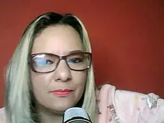 Anyóval kezdtem, de megtaláltam a dögös biológiai anyámat!