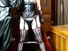 Italian vixxxen reaches huge squirting orgasm while cuffed in bondage.