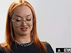 How does redhead pawg Emma Magnolia reach climax solo? Up close female masturbation scene reveals all.