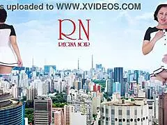 Giant lady without panties walks city streets flashing huge juicy ass like tall voyeur whore