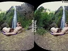 Yanks VR hottie lesbian Sierra masturbating