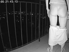 불륜 스캔들: 절친 아내 꽉 끼는 엉덩이 뚫고 입에 사정