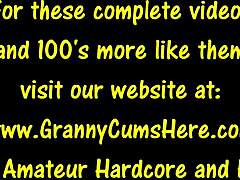 Nagyi szopós tudása mindig elnémít