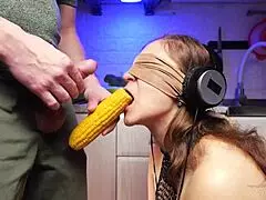 Човек, не можех да повярвам, че приятелят ми ме измами да опитам кура му