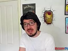 Yorkshire geek gets head from tattooed brit