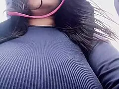 Curvy Novinha Caught on Beach in Steamy Public Scene