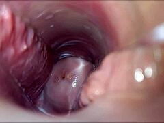 Esplosione di orgasmo vaginale in una scena selvaggia di anime hentai