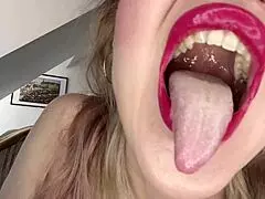 Secret Lips Obsession!