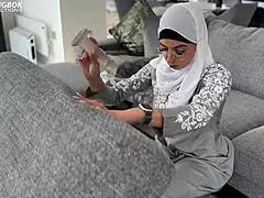 Bubble Butt Makes Cheating Easy - Retro Anal Rimjob!