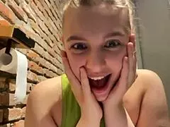 i'm going crazy fucking in the gym in public