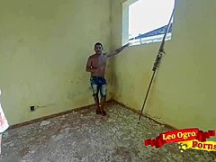 Худая латинка-новинка жёстко трахается с отчимом на стройке. Тесная киска и узкая попка в деле!