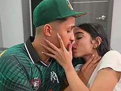 Latino stud with huge cock bangs petite hottie after outdoor meetup