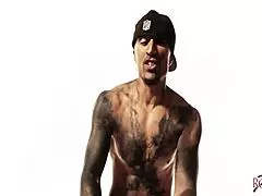 Mile High Club: King Noire Teases and Spanks in Night Club STRIPTEASE!