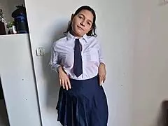 Пад на завршном испиту доводи до јебања слатке учитељице навијачице