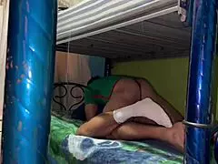 a mi bro le di todo porque su culo en el gym me volvió loco