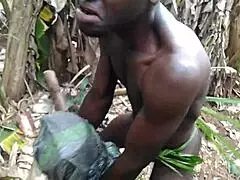 Længes efter vild action med min kurvede anime-dukke hver nat