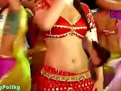 kareena's hottest navel show makes me feel so aroused
