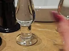 Watch this redhead slut orgasm from huge anal sextoy fucking!