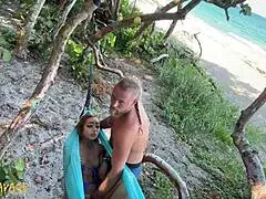 public beach fingering with asian gf drives me crazy