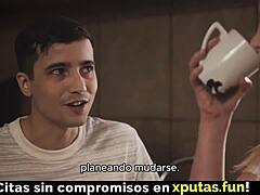 Belle-mère blonde chaude désire du sexe familial tabou avec un soumis espagnol dans une scène de creampie sauvage