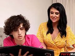 I’m stunned, my wicked stepmom deepthroats me like crazy!