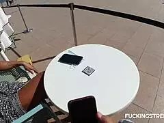 Große Titten Klitoris-Blowjob!