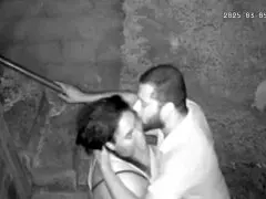 Skrytá kamera zachytí nevlastnú mamu šukajúcu s nevlastným synom