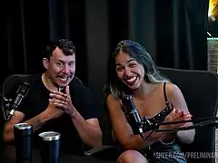 เฮ้ย ต้องดูโมเมนต์เด็ดจากคู่ร้อนในพอดแคสต์พรีลิมินาเรสกับเบียฮอต พาร์ต 3 ชุดแดงบางเบา