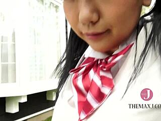 Cuhe-016 Ami Nohara's Cute Heart in Hot Spring Idol Video with Busty Swimsuit Uniform