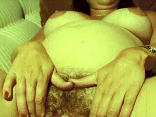 Винтидж бременни лесбийки: Тайните дневници на Тъмните фенери от 19 век