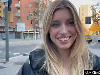 Επισκέφτηκα φίλη στη Βαρκελώνη και την έπνιξα με deepthroat, το βρεγμένο στόμα της τα πήρε όλα