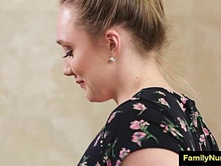 oh man, i’m showerin’ with this hot blonde teen... cant even think str8!