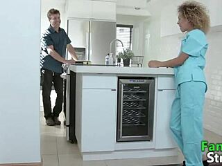 Ebony Stepdaughter's Secret Affair with Stepbrother in Bathroom