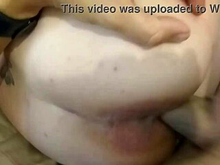 Папочка удивляет пасынка утренним интенсивным сексом и липким кремпаем в финале