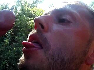 watch these gay guys cruising outdoors for cumshots