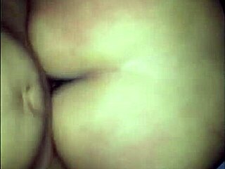 Rojcată BBW futută tare în doggy