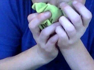 Sweaty Lil Girl's Toes