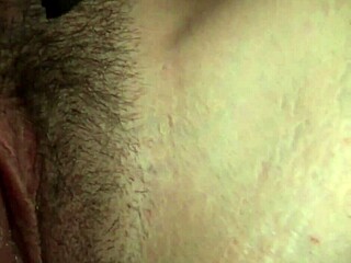 Helena Price Flashes Pussy at Restaurant During Hubby Dinner!